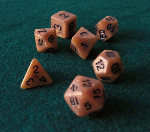 Set de dados RPG Clásico Ambar (7 unid.)