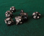 Set de dados RPG Clásico Negros (7 unid.)